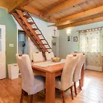 Nice Home In Begovo Razdolje With Wifi