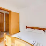 Awesome Apartment In Marsici With Wifi
