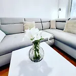 Malinsummer Apartments