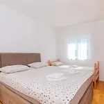 Apartman Sara