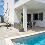 Sobol Apartments 