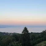 Villa Montana - Apartment Panorama 1 With Beautiful Sea View Near Opatija