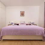 Ferienwohnung Fuer 4 Personen Ca 50 Qm In Njivice, Kvarner Bucht Krk