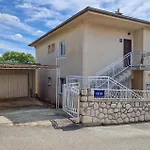 Awesome Apartment In Novi Vinodolski With Kitchen