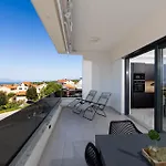 Sunset & Seaview Premium Apartment