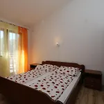 Apartment In Silo/Insel Krk 14534