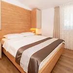 Apartments Kricin II