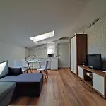 Apartments Center Opatija Ziric