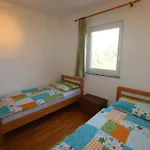 Apartment In Silo/Insel Krk 13582