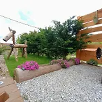 Mountain Guest House “Fajeri”