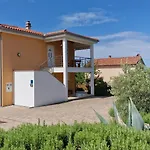 Apartments Grozdanic