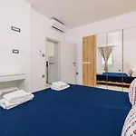 Mit Pool, Balkon Unweit Von Heilschlamm Bucht