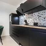 Studio Apartment Elena