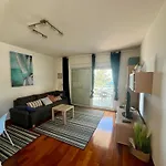 Apartment Picturesque Retreat