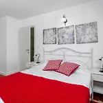 Gorgeous Home In Njivice With House Sea View
