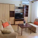 Apartment In Marsici/Insel Krk 13109