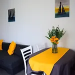 Apartments Maestral