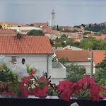 Holiday Room - The View