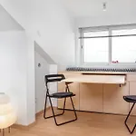Cozy Flat In The City Center