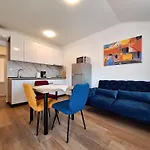 Apartments Dijana