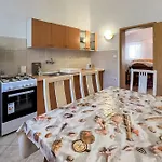 Apartments Franjo