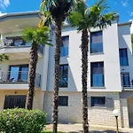 Apartmani Viva