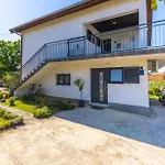 Apartments Vlatkica