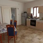 Apartments With A Parking Space Bonic, Losinj - 23056