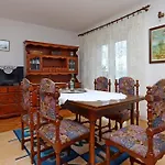 Apartments By The Sea Klenovica, Novi Vinodolski - 5516