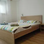 Apartman Tri Palme