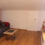 Apartmani Mladenka