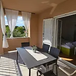 Holiday Apartments Ruzica