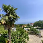 Rosemary Apartments