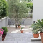 Apartments Villa Mantinela