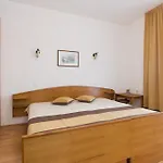 Apartment & Room Dinka, Krk