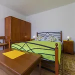 House Delfin