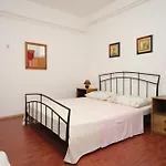 Apartments And Rooms With Parking Space Mali Losinj