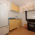 Holiday House With Wifi Ustrine, Cres - 8037
