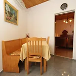 Apartments With A Parking Space Mali Losinj