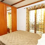 Apartments By The Sea Klenovica, Novi Vinodolski - 5580