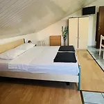 Apartments With Wifi Crikvenica - 5555