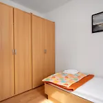 Apartments With A Parking Space Malinska