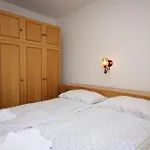 Apartments And Rooms By The Sea Supetarska Draga - Donja, Rab - 2001