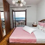 Apartments With A Parking Space Crikvenica - 11307