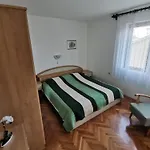 Apartments By The Sea Barbat, Rab - 4975