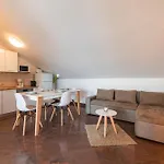 Apartments Jasna