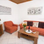 Apartments Leo