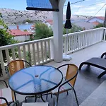 Slavica Apartments