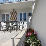 Mia Family Apartments Punat