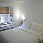 City Centre Apartment For Humans & Pets -Golden